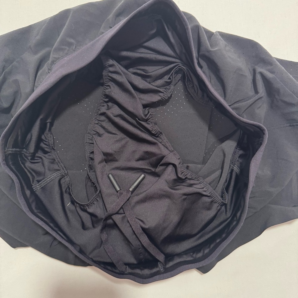 Men’s Black Lululemon Fast and Free running shorts size Large lined 3” - Picture 4 of 5